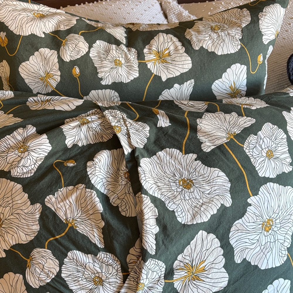 Schoolhouse Blooming Field Standard Pillow Cover (set of 2)